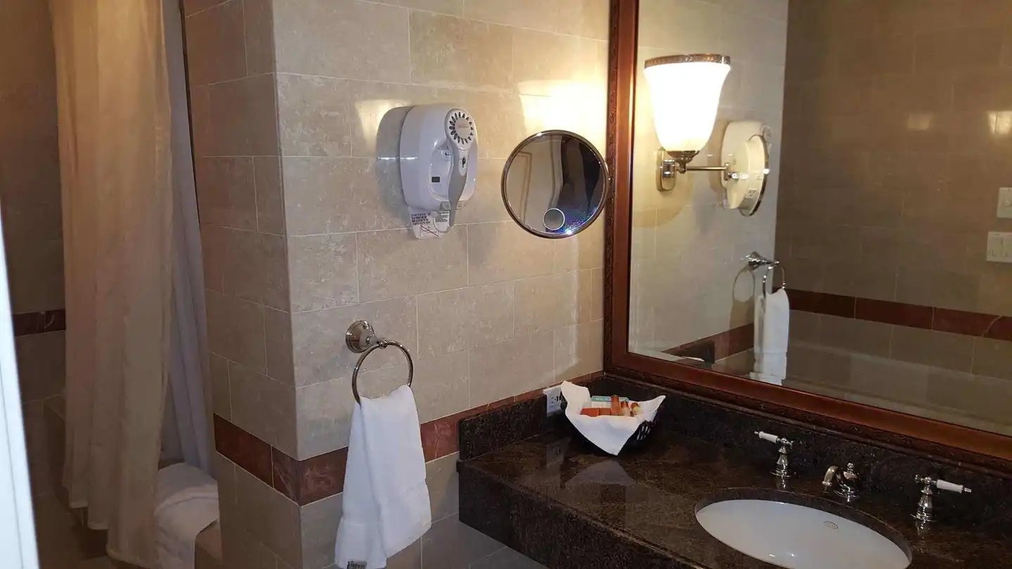 The Wall Street Inn Badezimmer