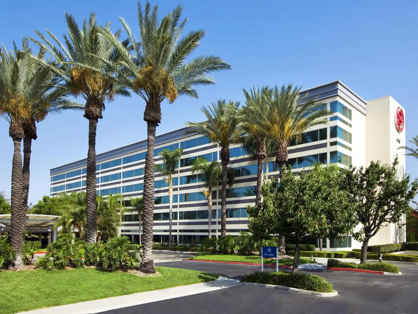 Sheraton Ontario Airport Hotel Aussenansicht