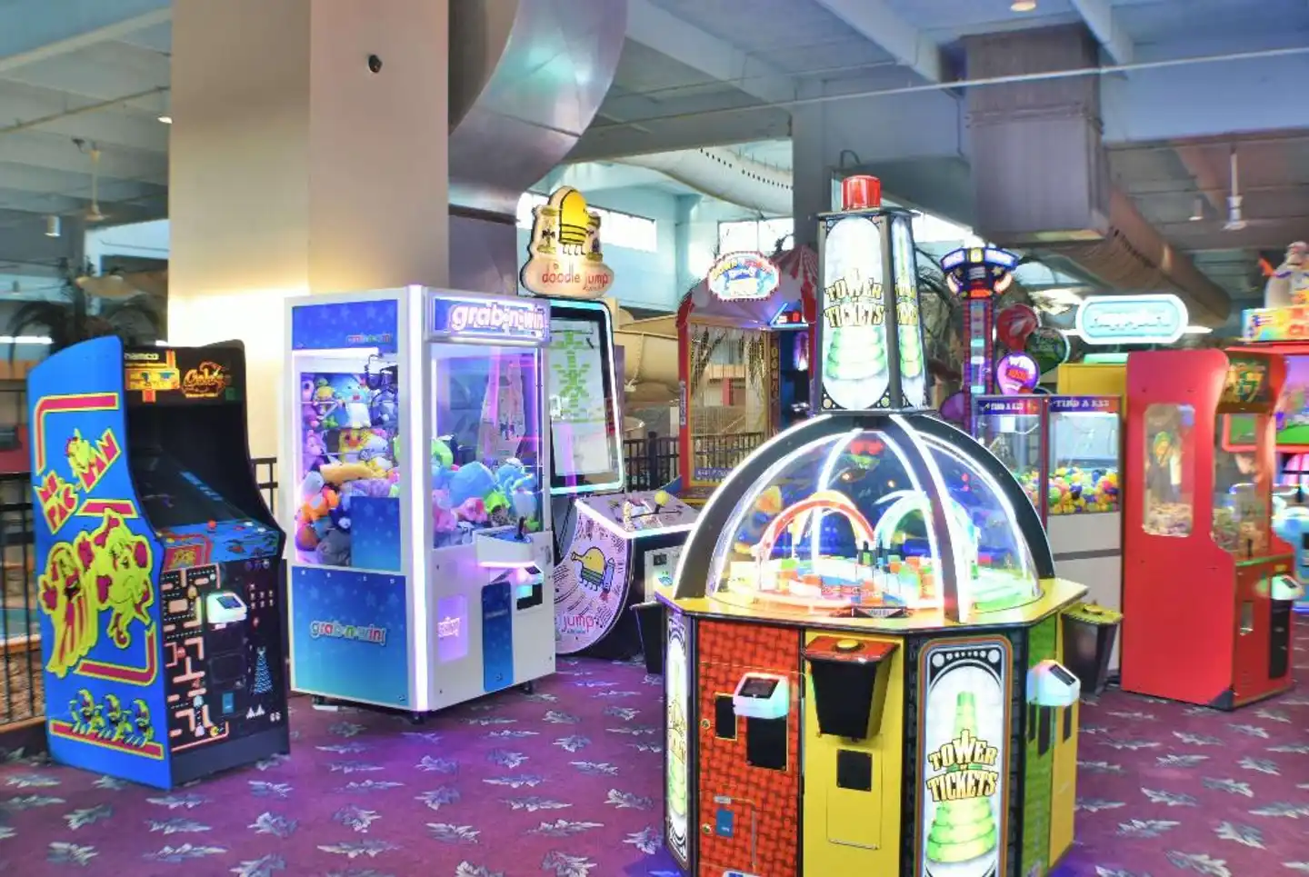 Ramada by Wyndham Sioux Falls Airport Hotel & Suites Sport und Entertainment