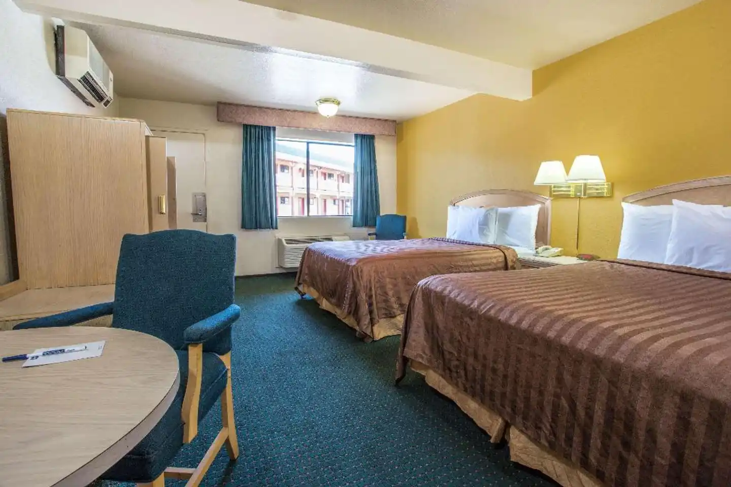Travelodge by Wyndham Turlock Wohnbeispiel