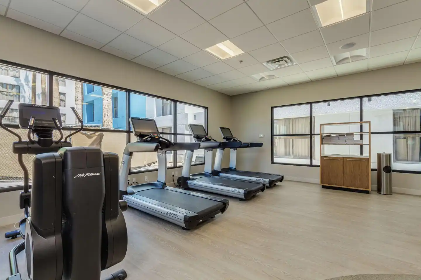 DoubleTree by Hilton Phoenix Chandler Sport und Entertainment