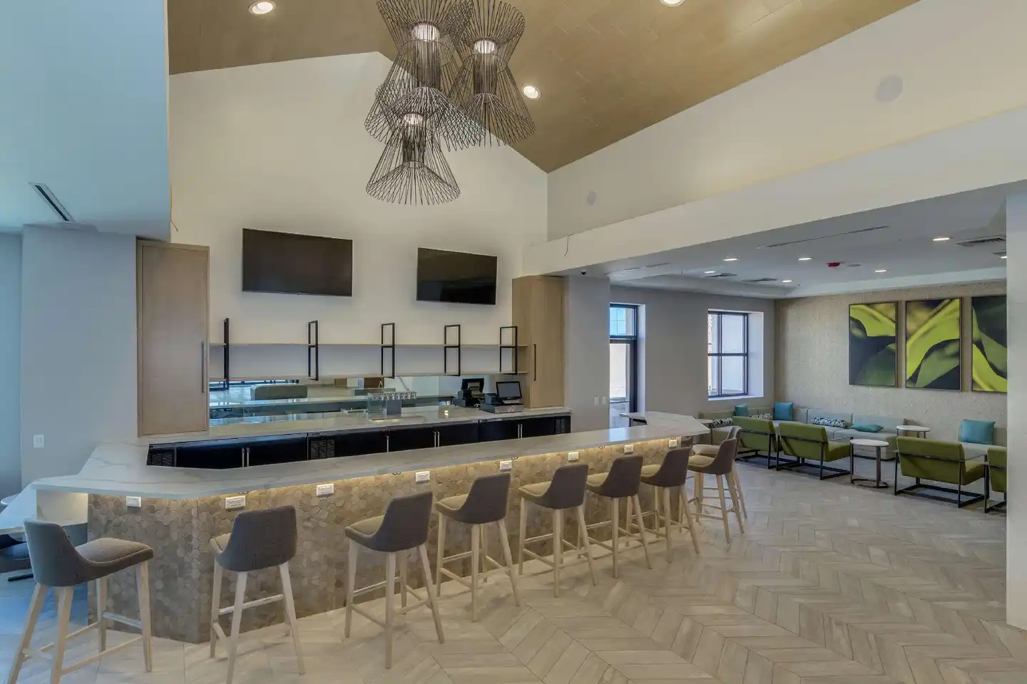 DoubleTree by Hilton Phoenix Chandler Bar