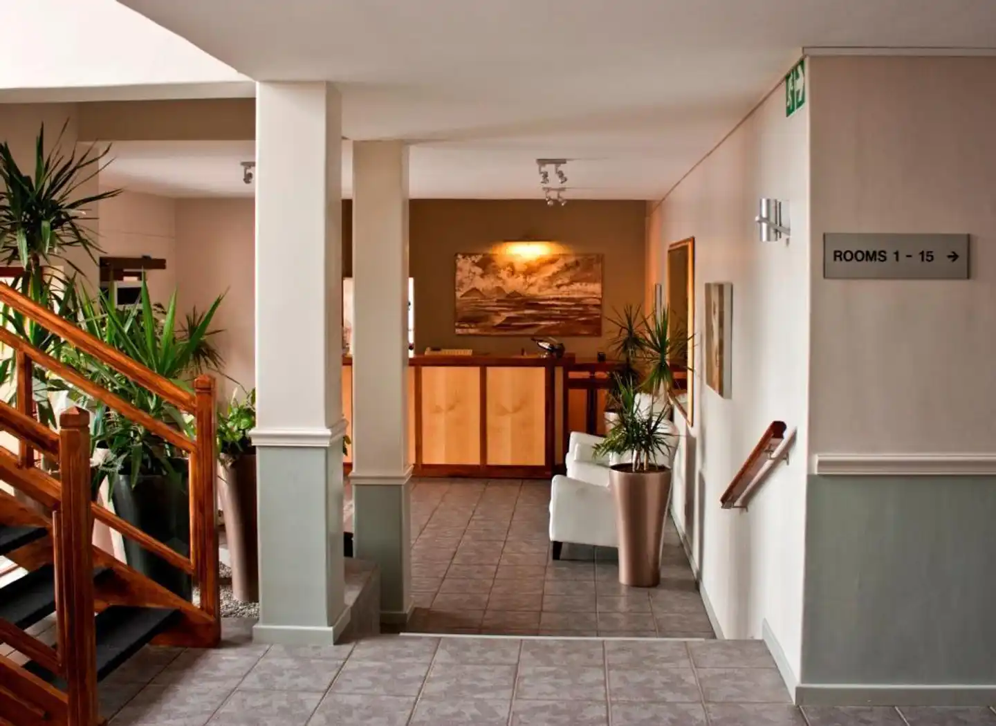Devonvale Golf & Wine Lodge Lobby