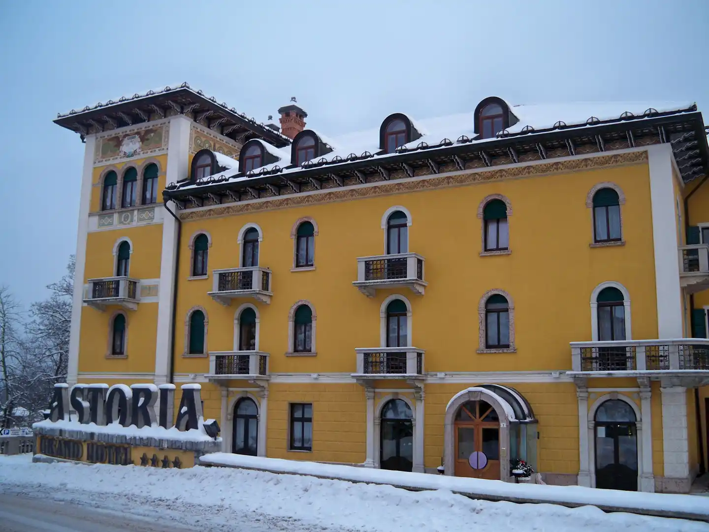 Grand Hotel Astoria Aussenansicht