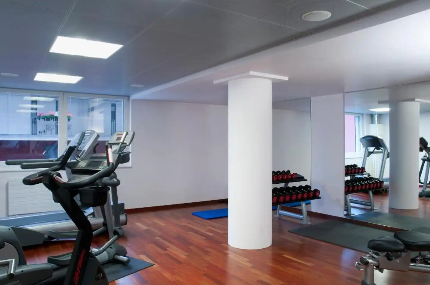 Holiday Inn Zürich - Messe Sport und Entertainment
