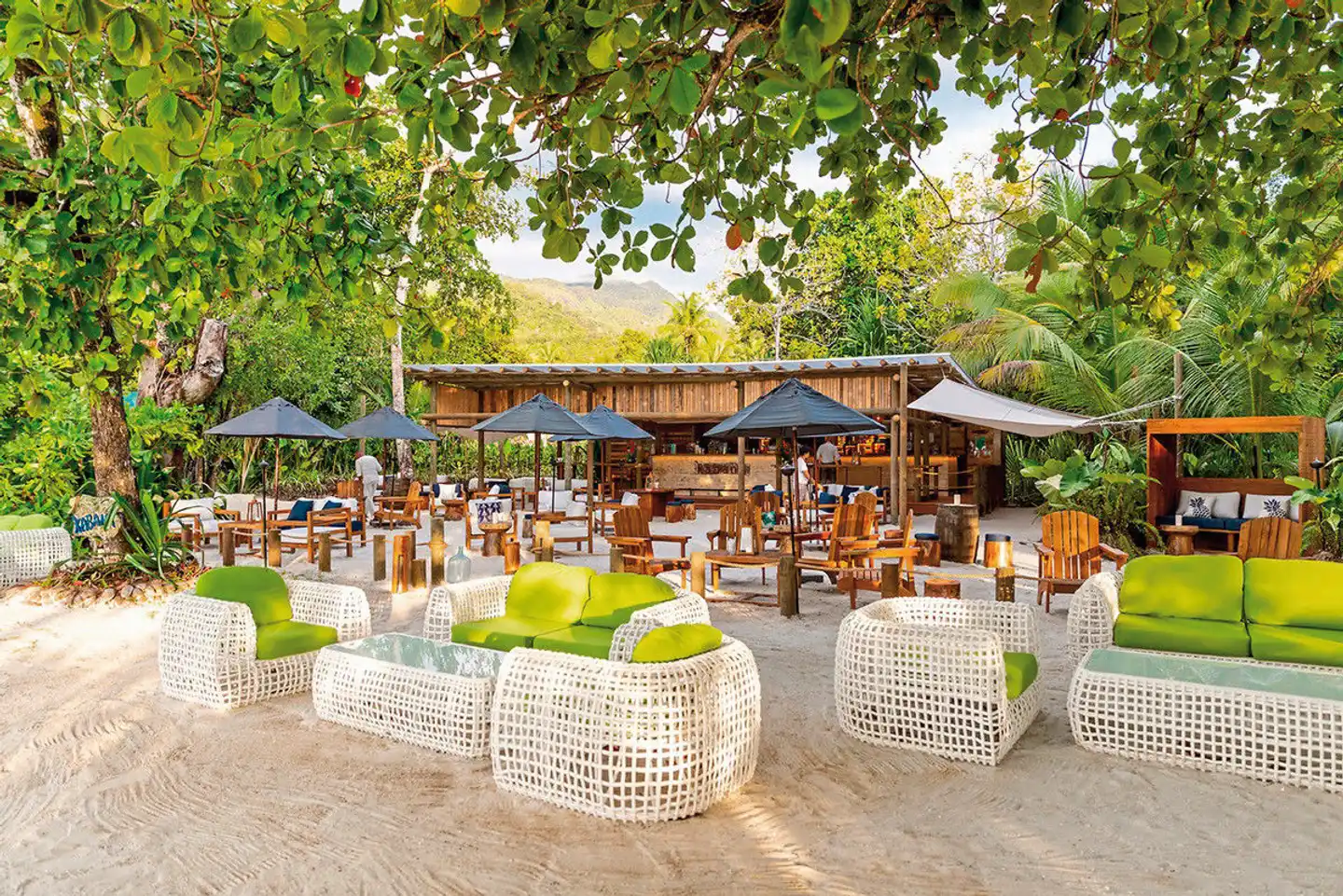 Constance Ephelia Resort Terrasse