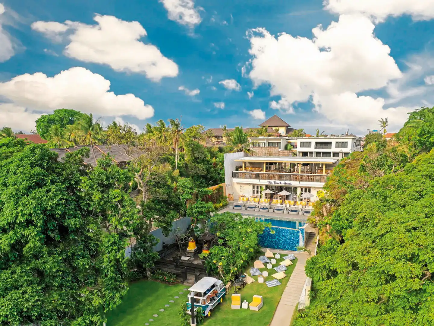 Away Bali Legian Camakila Garten