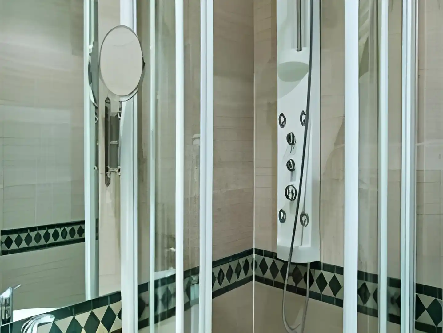 Hostal Oriente Badezimmer