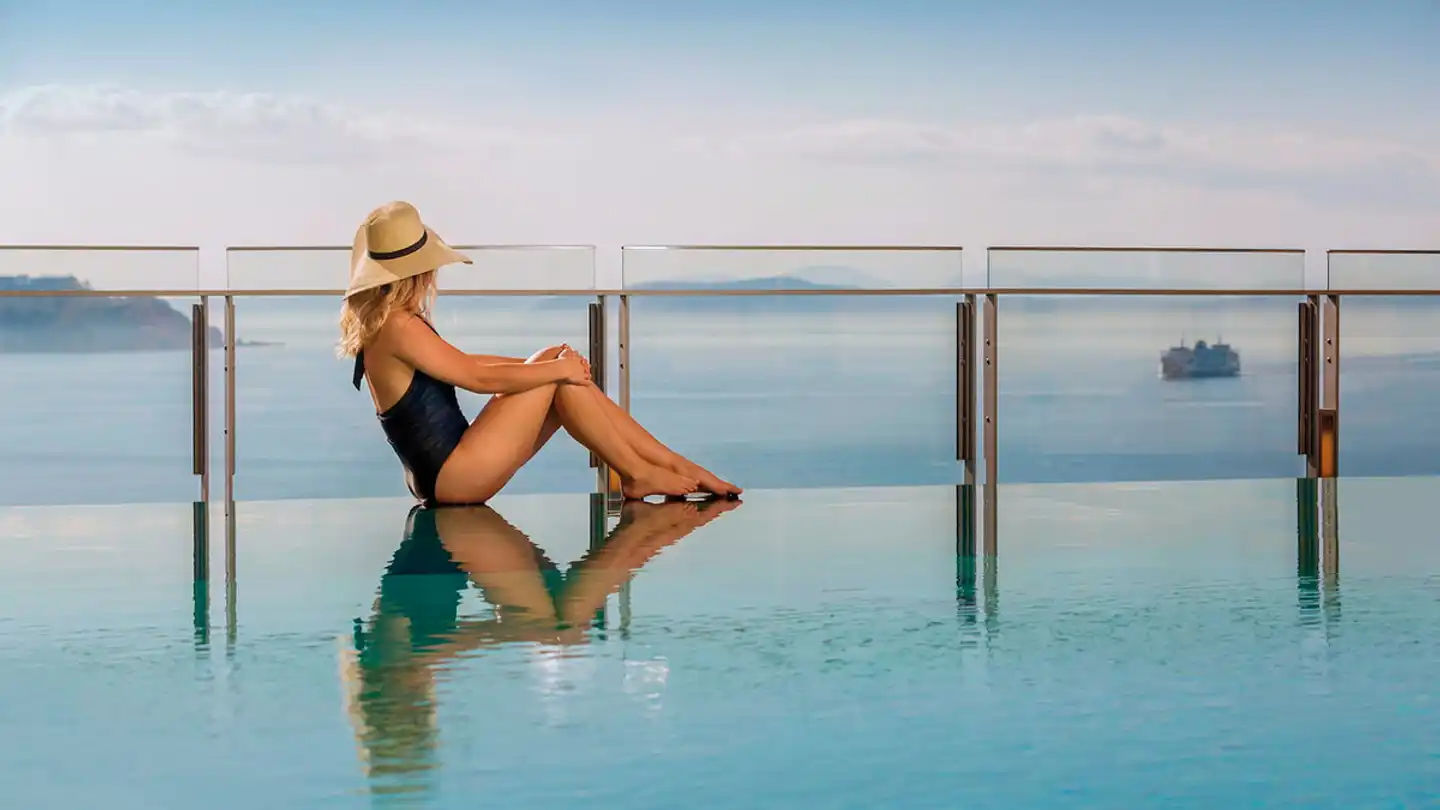 Four Seasons Hotel Seattle Pool