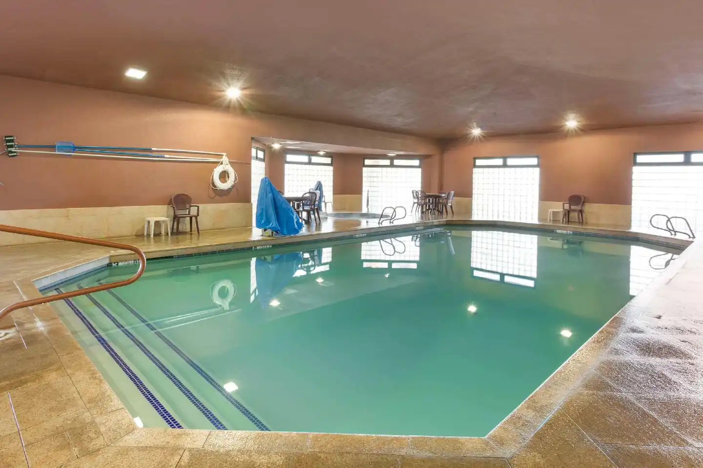 Comfort Inn Near Grand Canyon Hallenbad