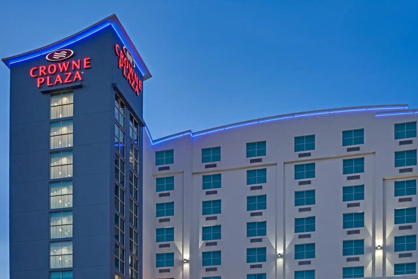 Crowne Plaza Hotel & Resorts Fort Lauderdale Airport/ Cruise Aussenansicht