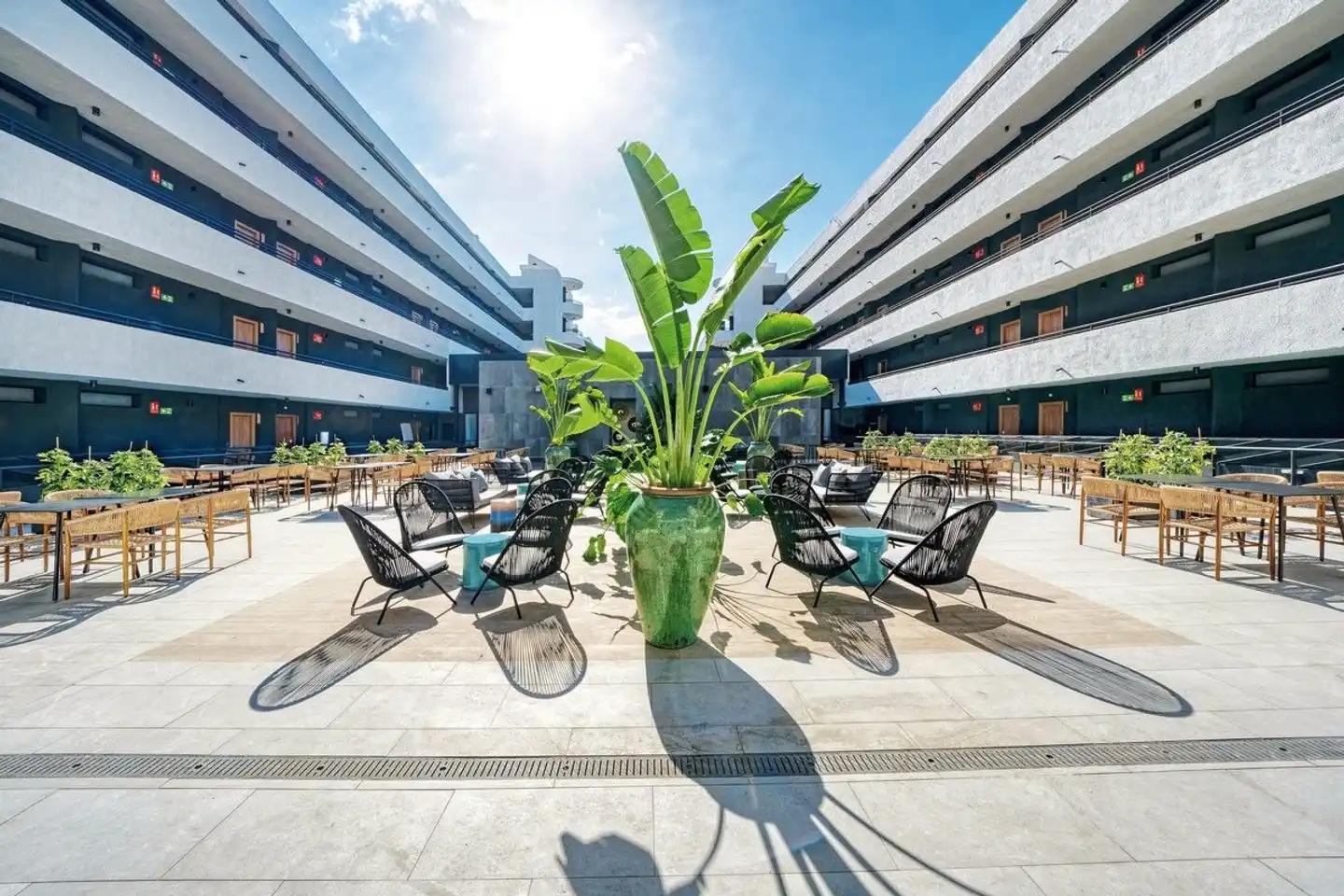 HOVIMA Suites Costa Adeje Terrasse