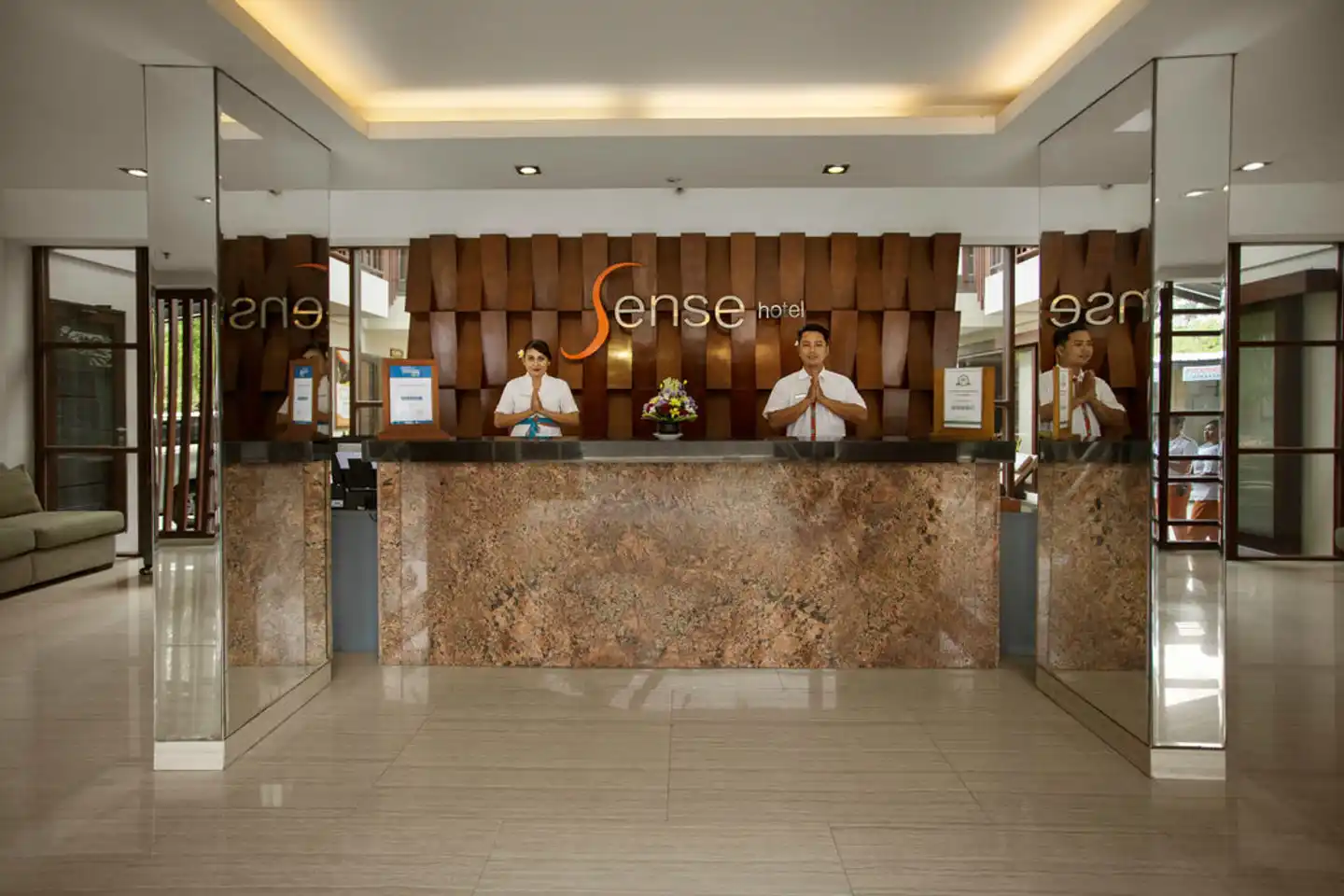 d'primahotel Seminyak Lobby