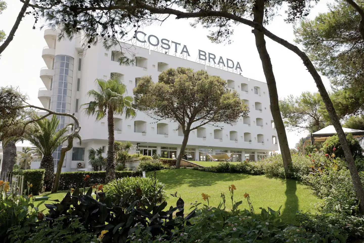Grand Hotel Costa Brada Aussenansicht