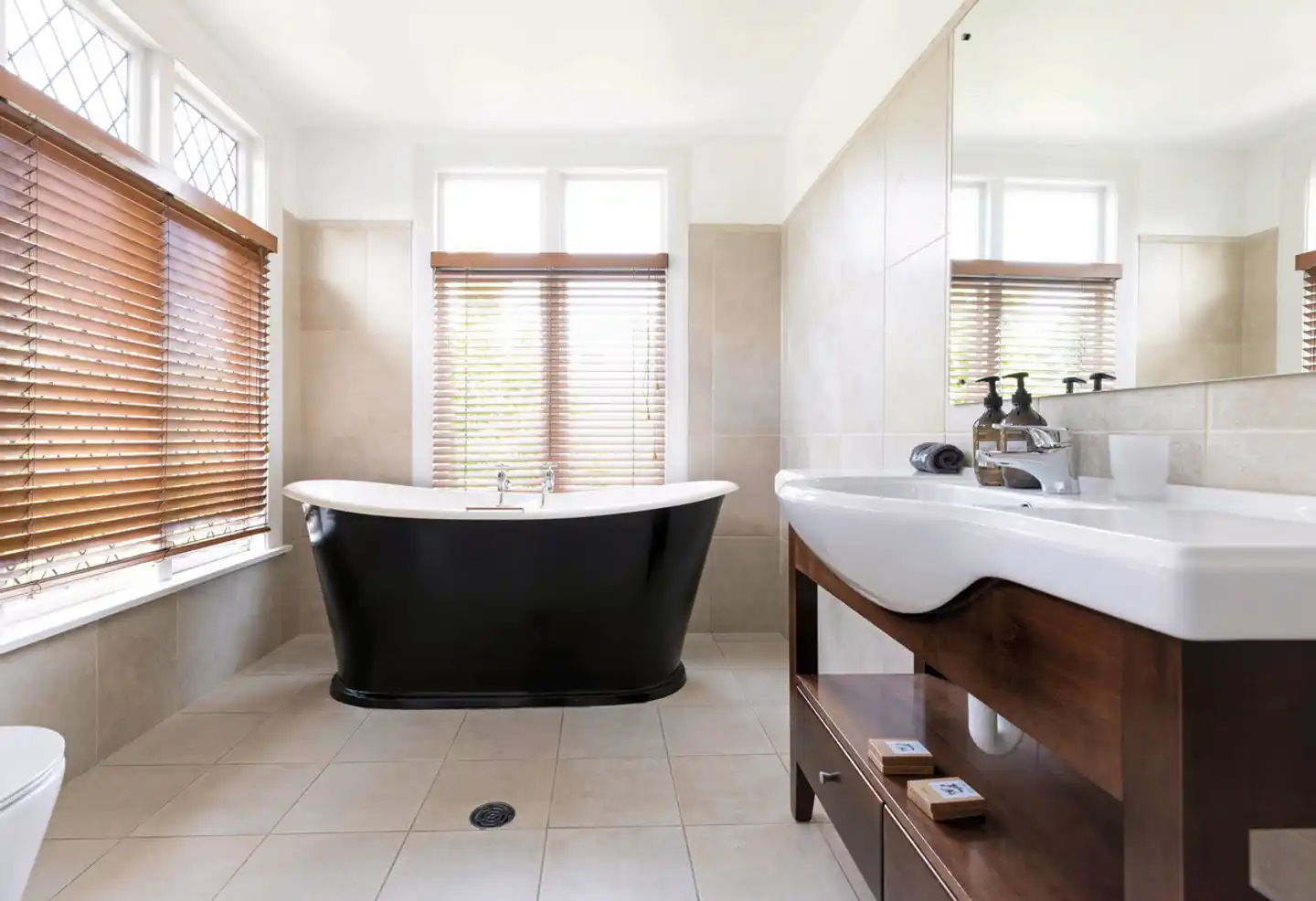 Eliza's Manor Boutique Hotel Badezimmer
