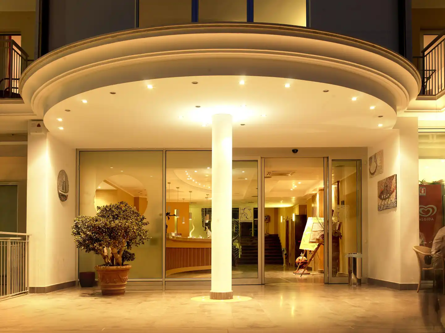 Casa Del Mar Lobby
