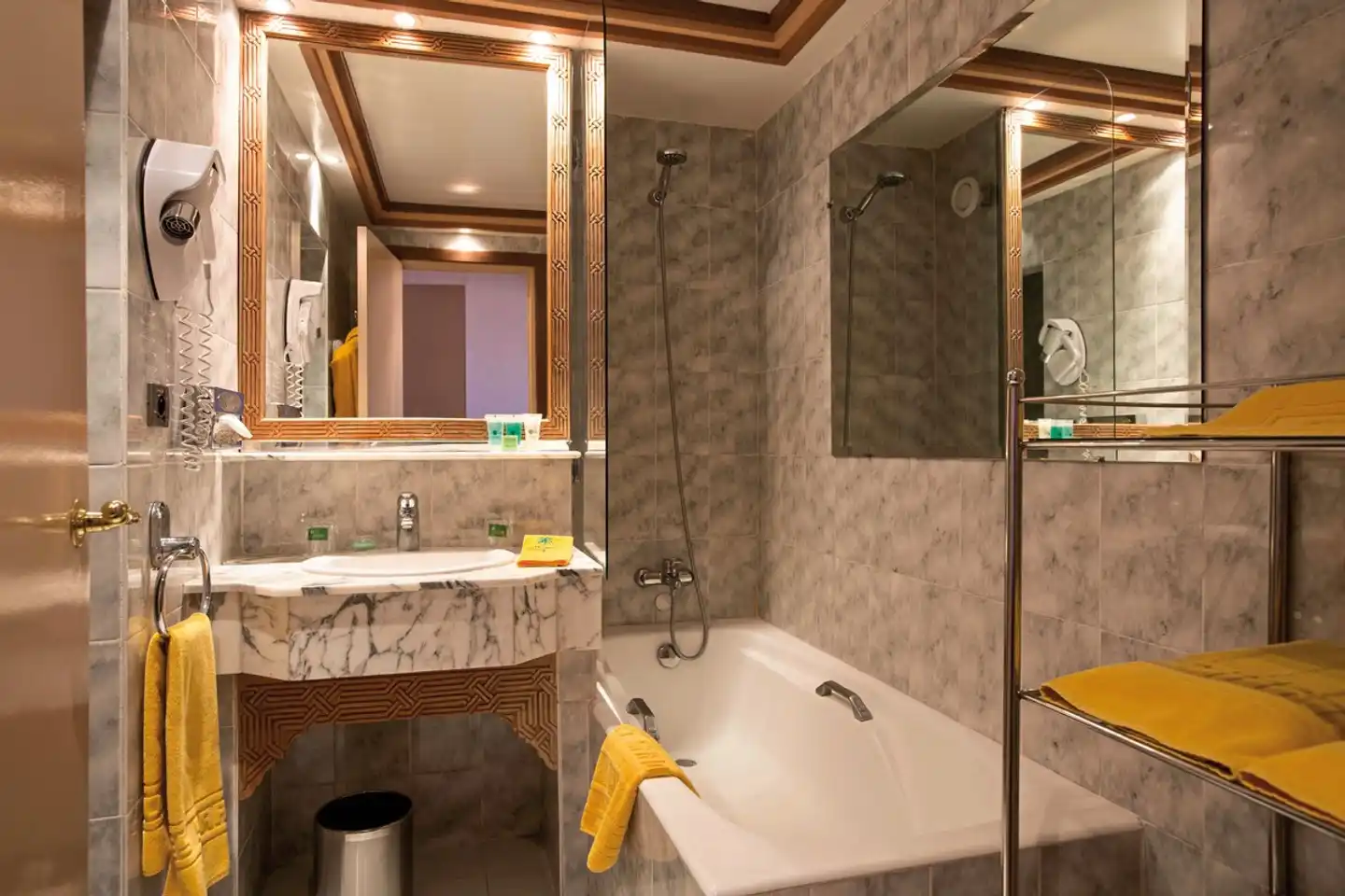 Es Saadi Marrakech Resort - The Hotel Badezimmer