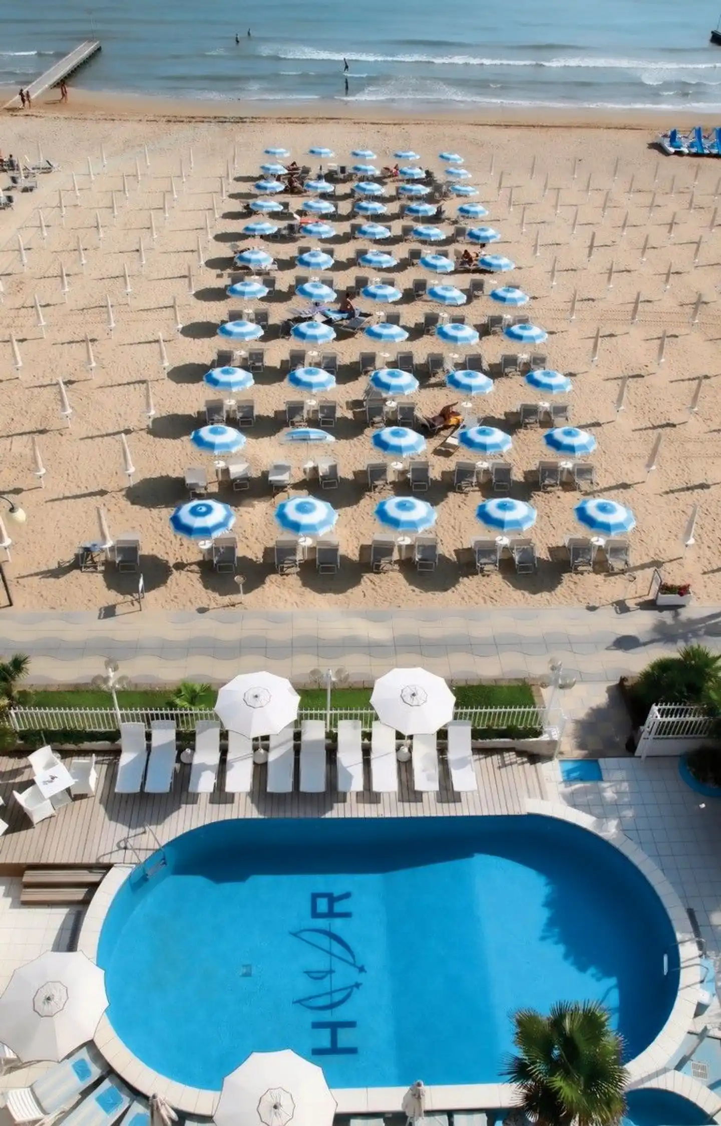 Rivamare Pool