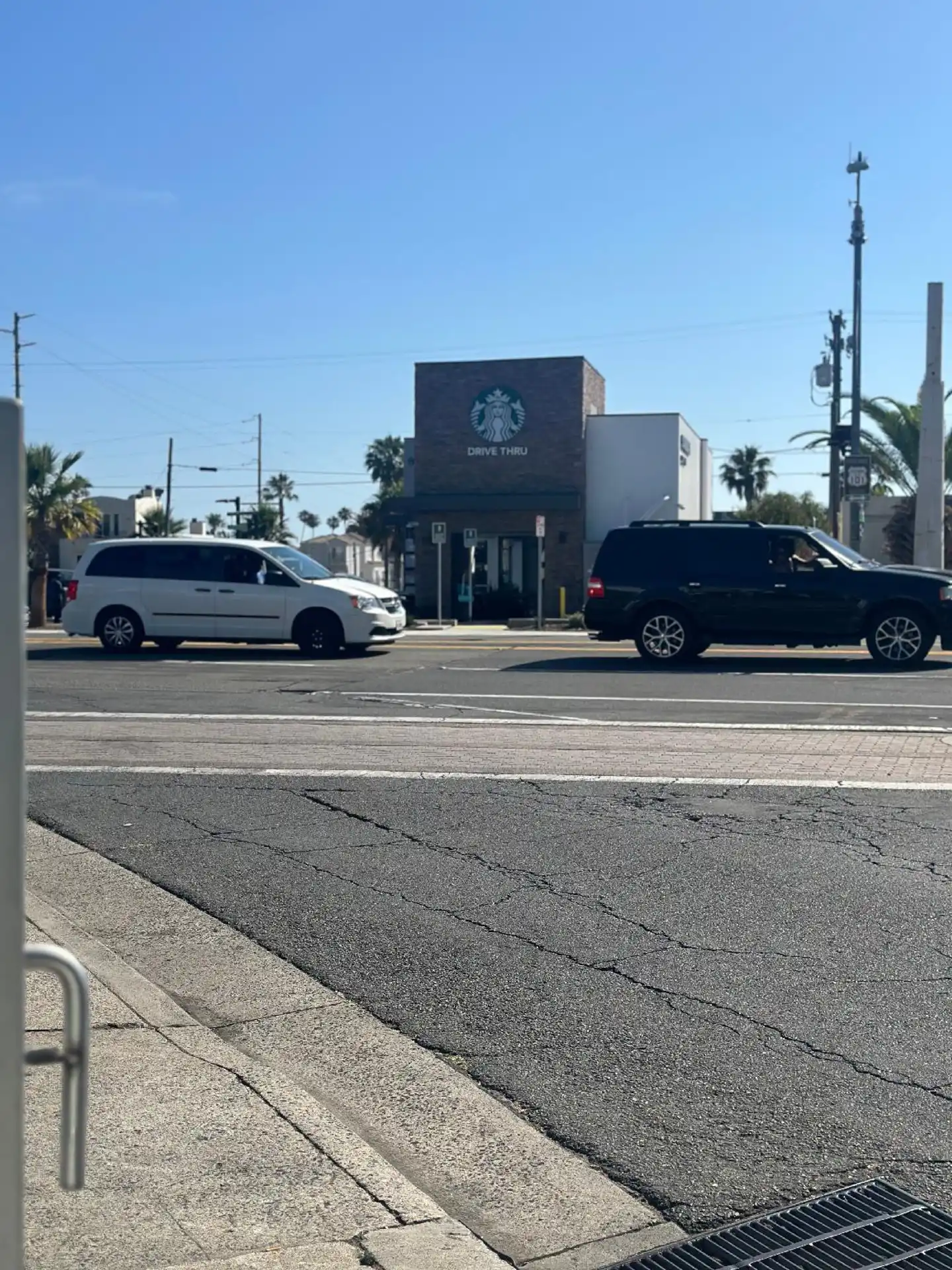 Super 8 by Wyndham Oceanside Downtown Aussenansicht