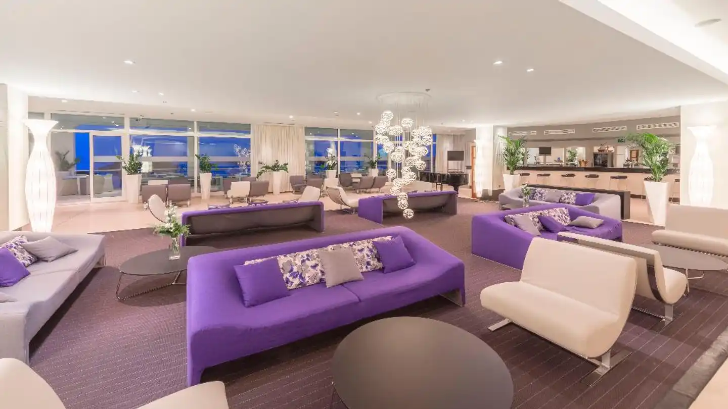 Amfora Hvar Grand Beach Resort Lobby