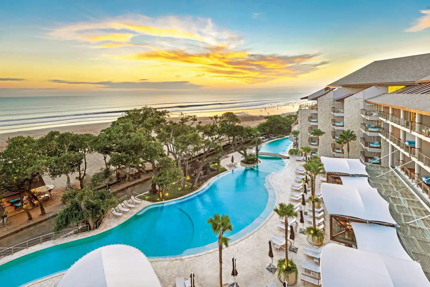 Double-Six Luxury Hotel Seminyak Pool