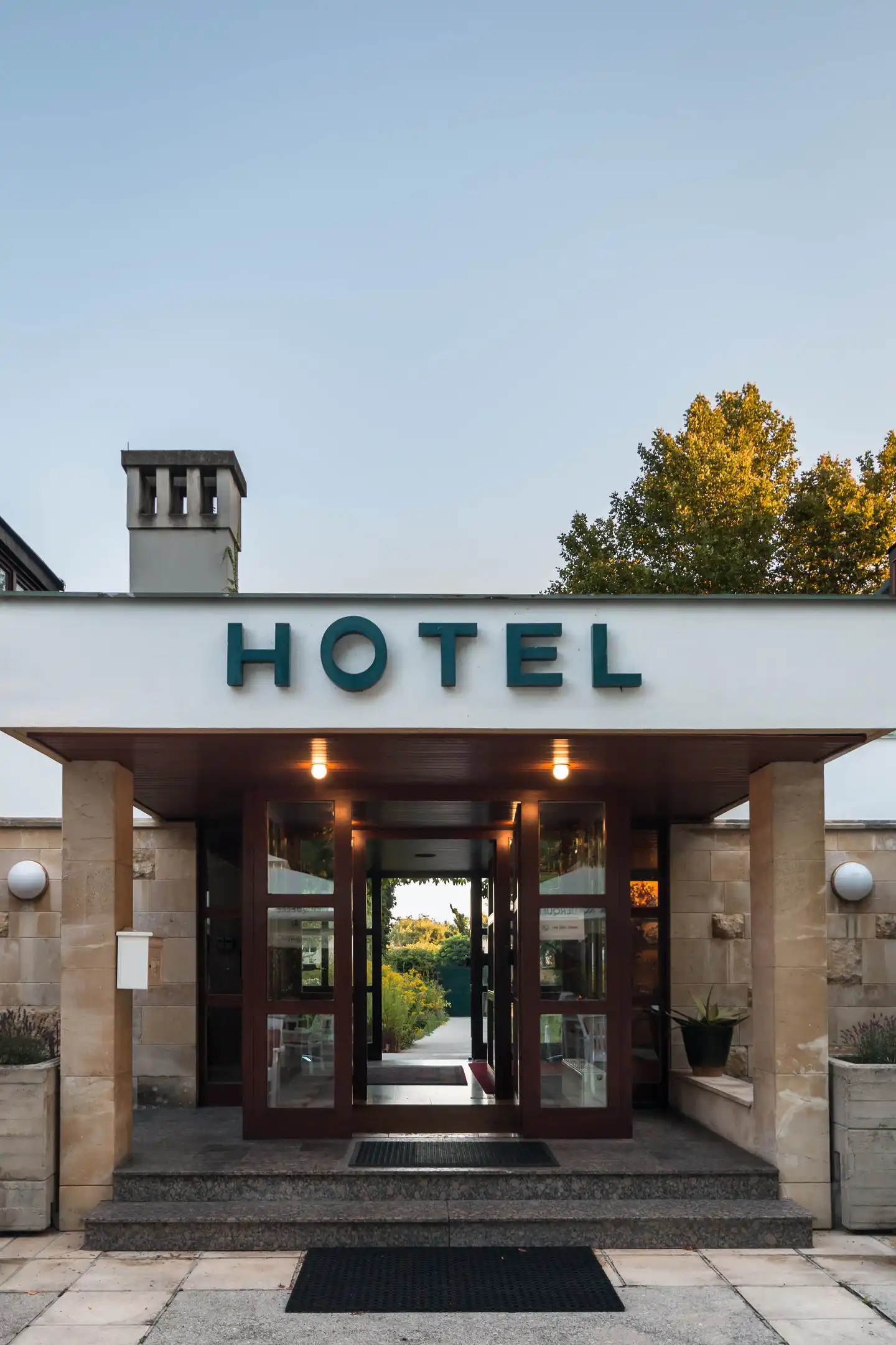 Hotel Sifkovits Aussenansicht