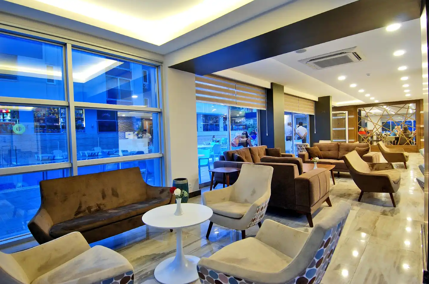 Kleopatra Ramira Hotel Lobby