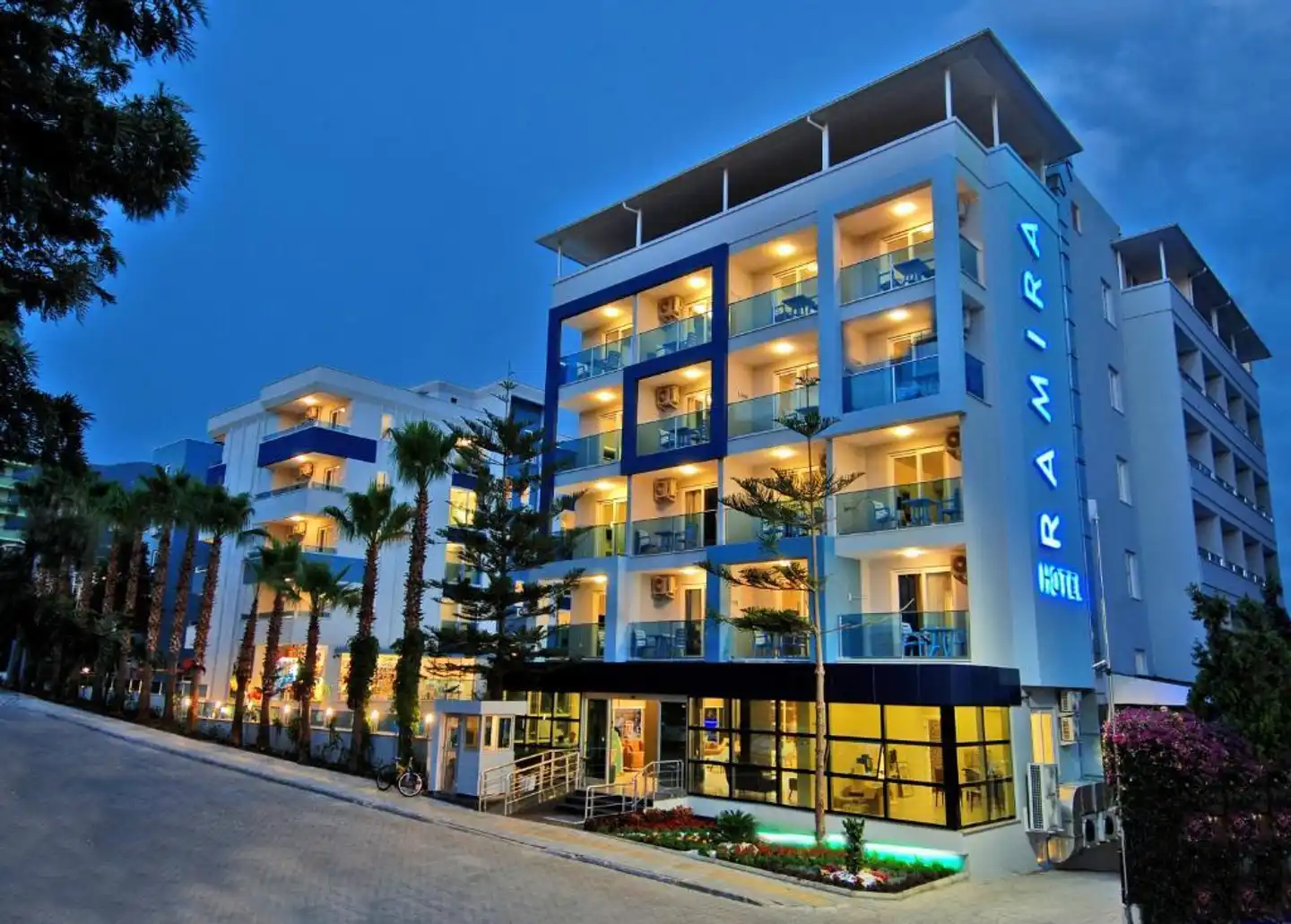 Kleopatra Ramira Hotel Aussenansicht