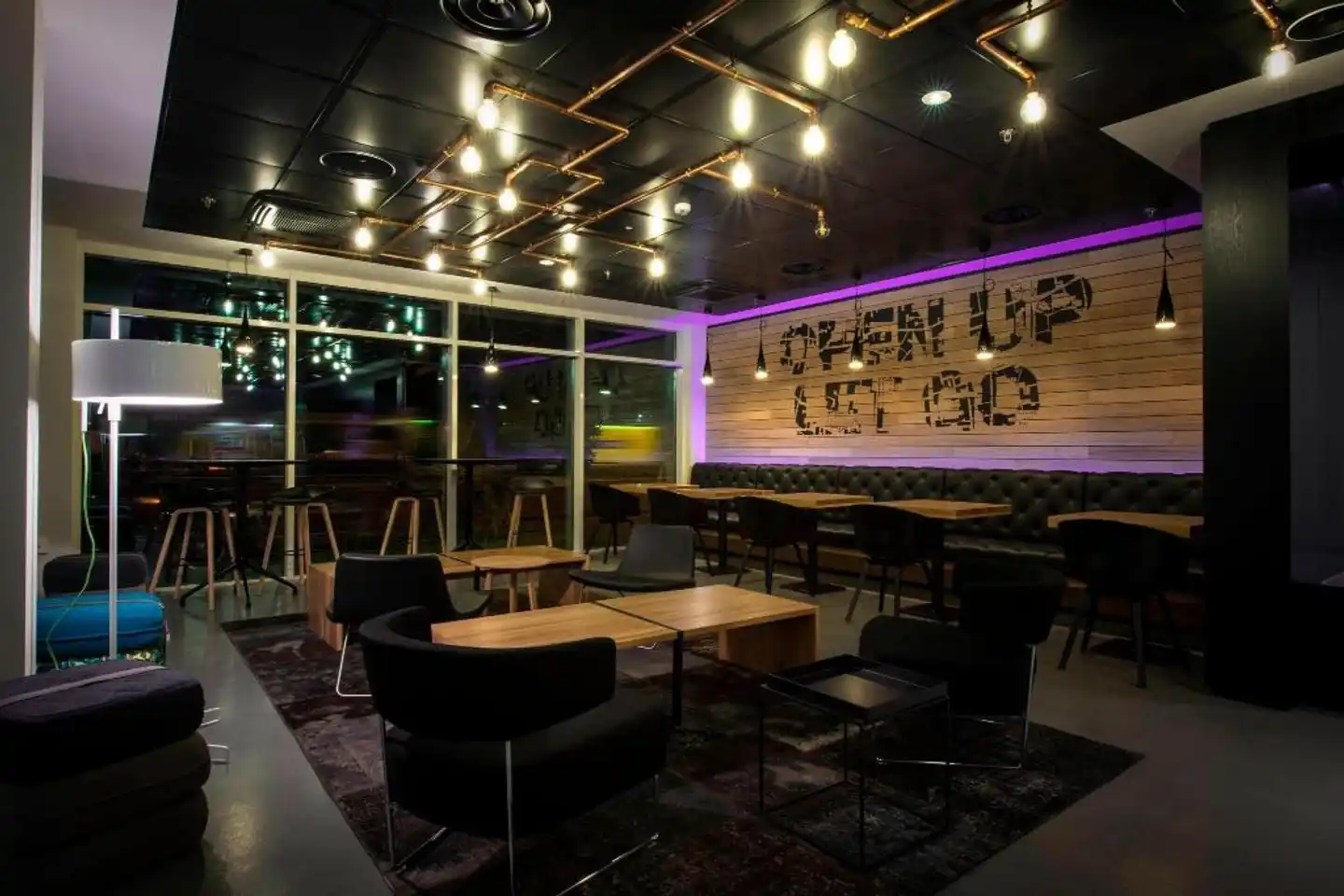 Moxy Milan Malpensa Airport Bar