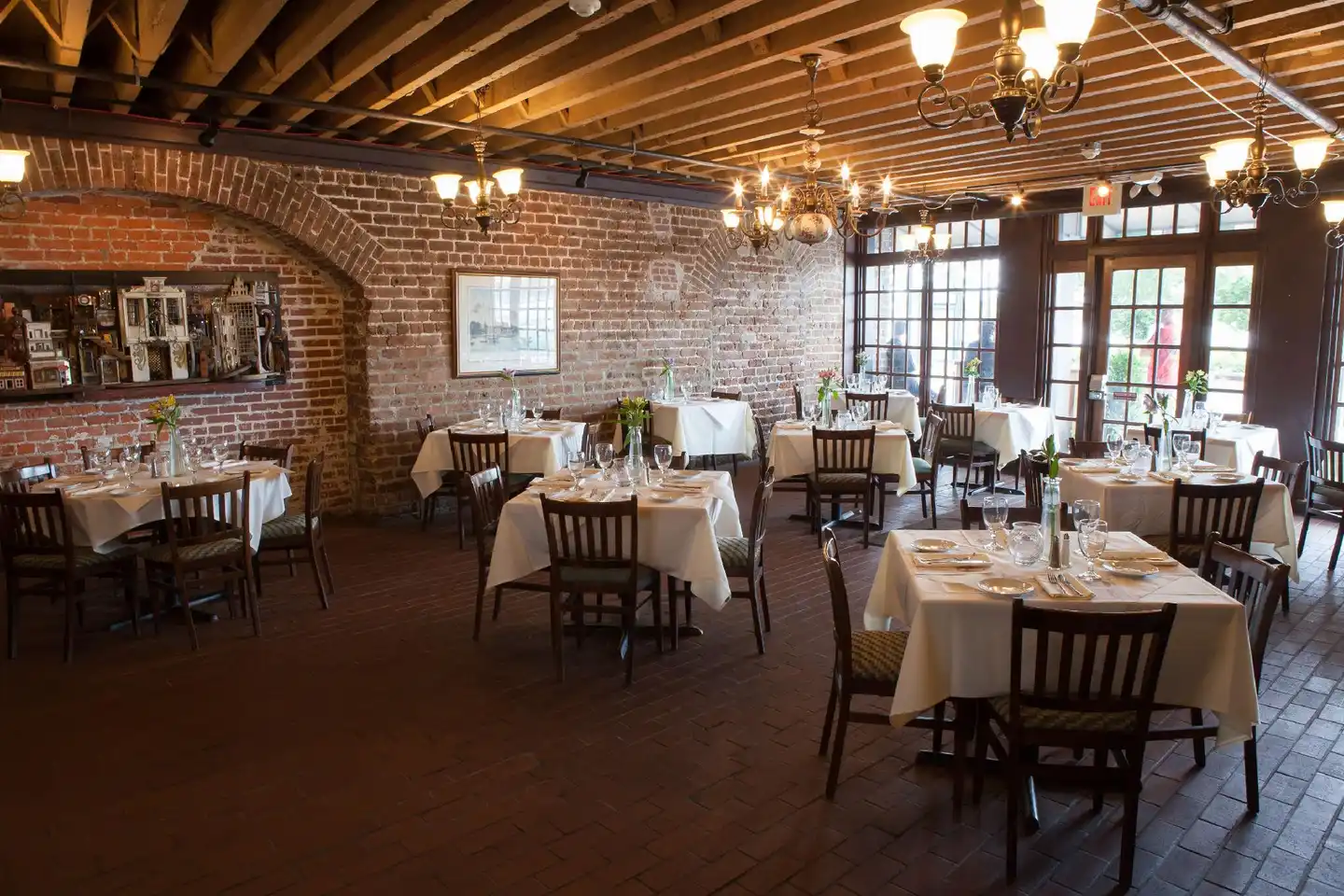 The Cotton Sail Hotel Savannah, Tapestry Collection by Hilton Restaurant
