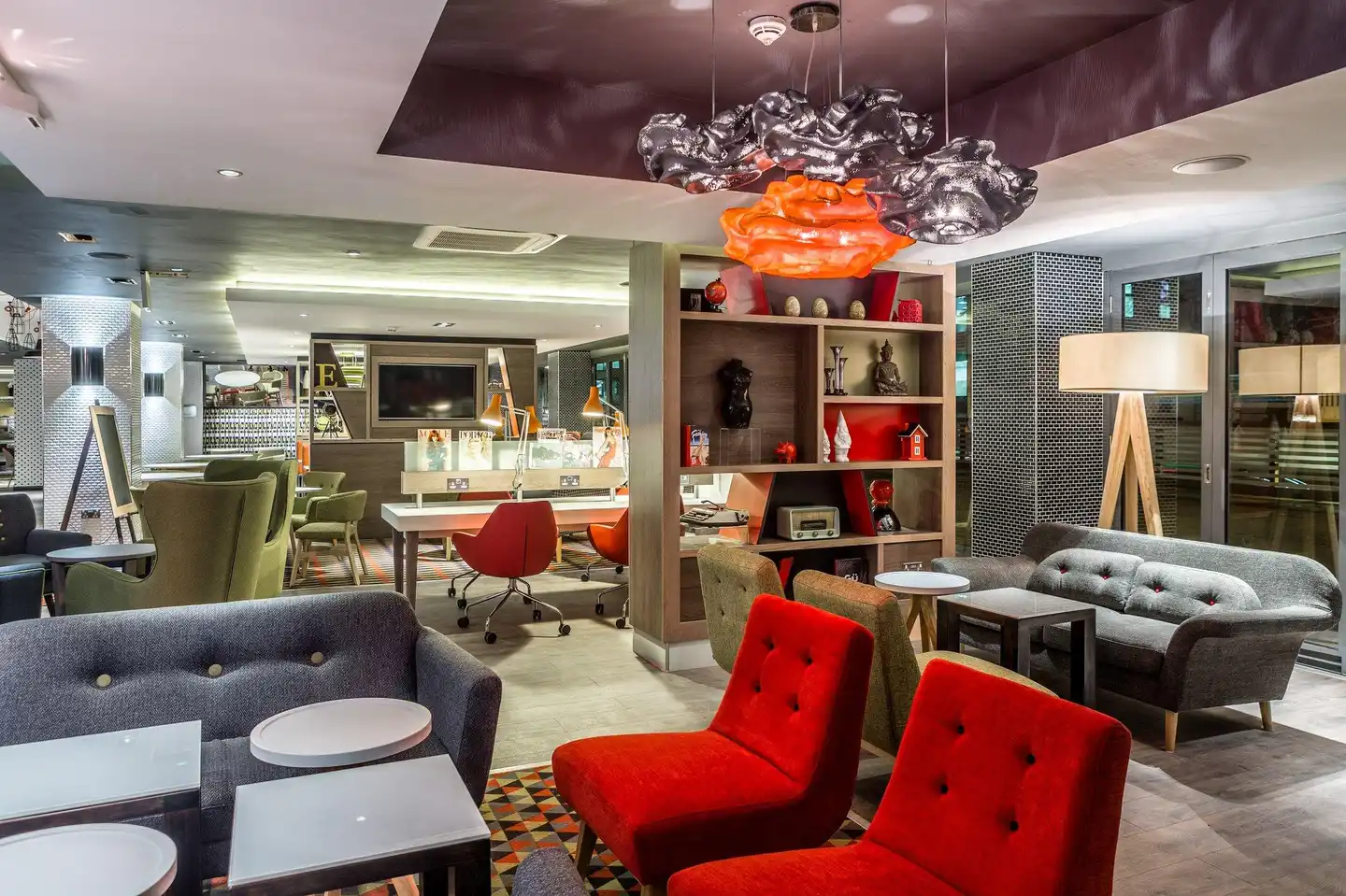 Holiday Inn London - Watford Junction Bar
