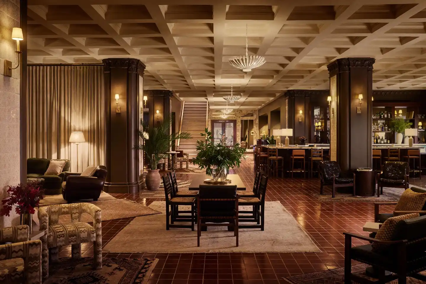 Pasadena Hotel & Pool Restaurant