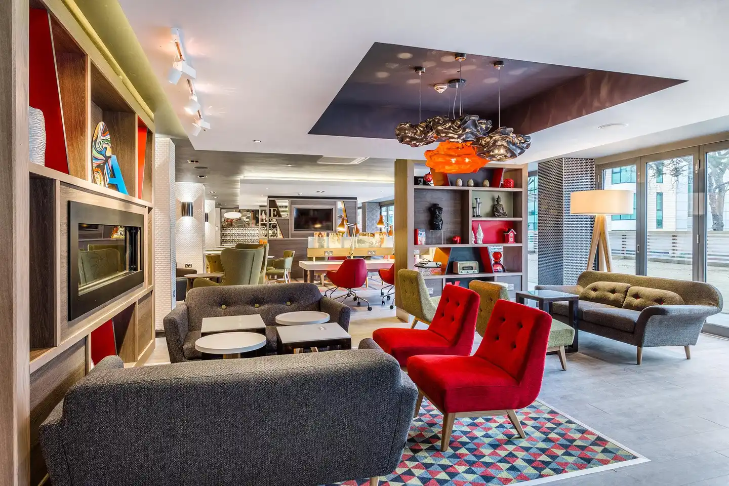 Holiday Inn London - Watford Junction Lobby