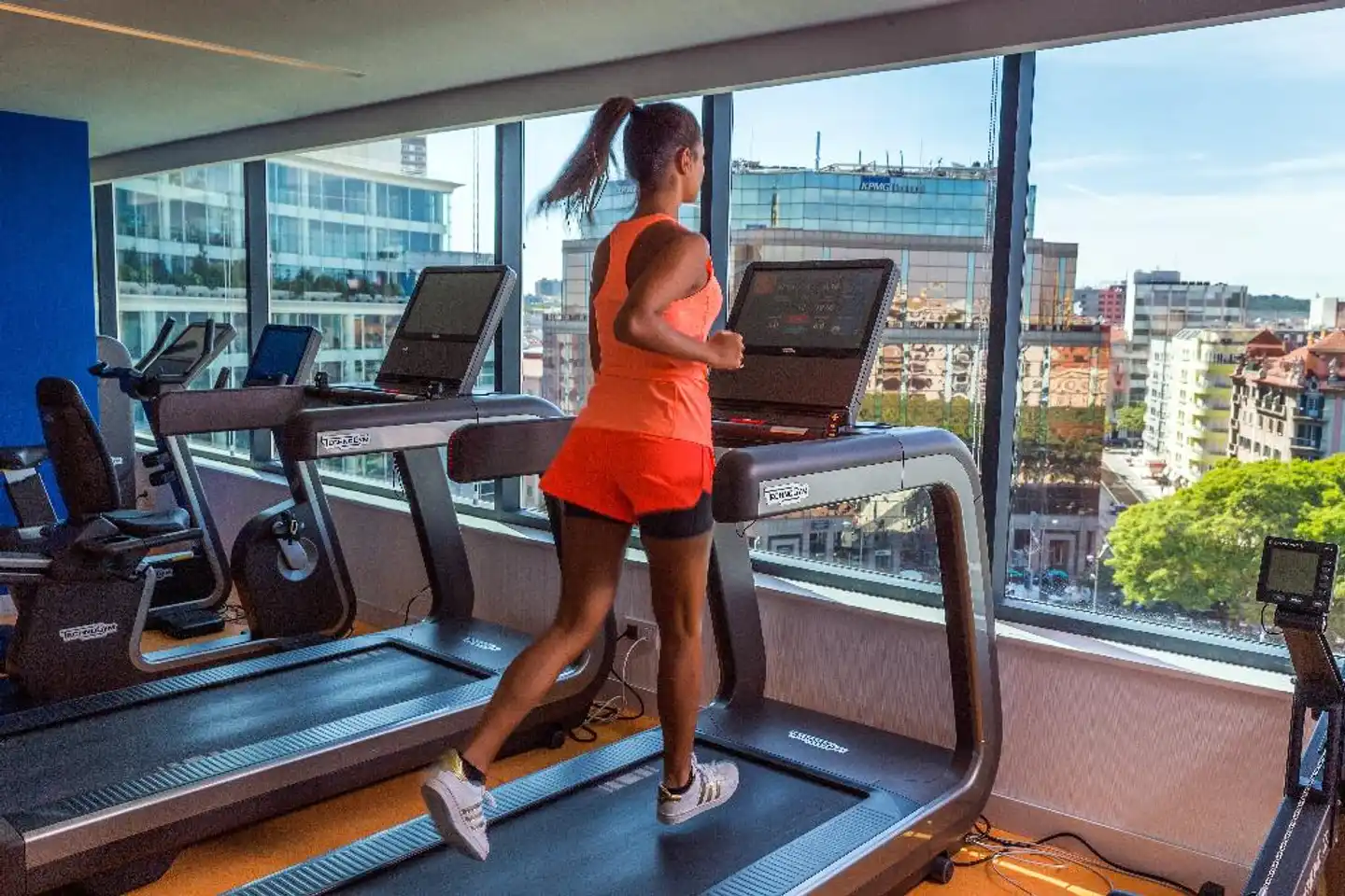 EVOLUTION Lisboa Hotel Sport und Entertainment