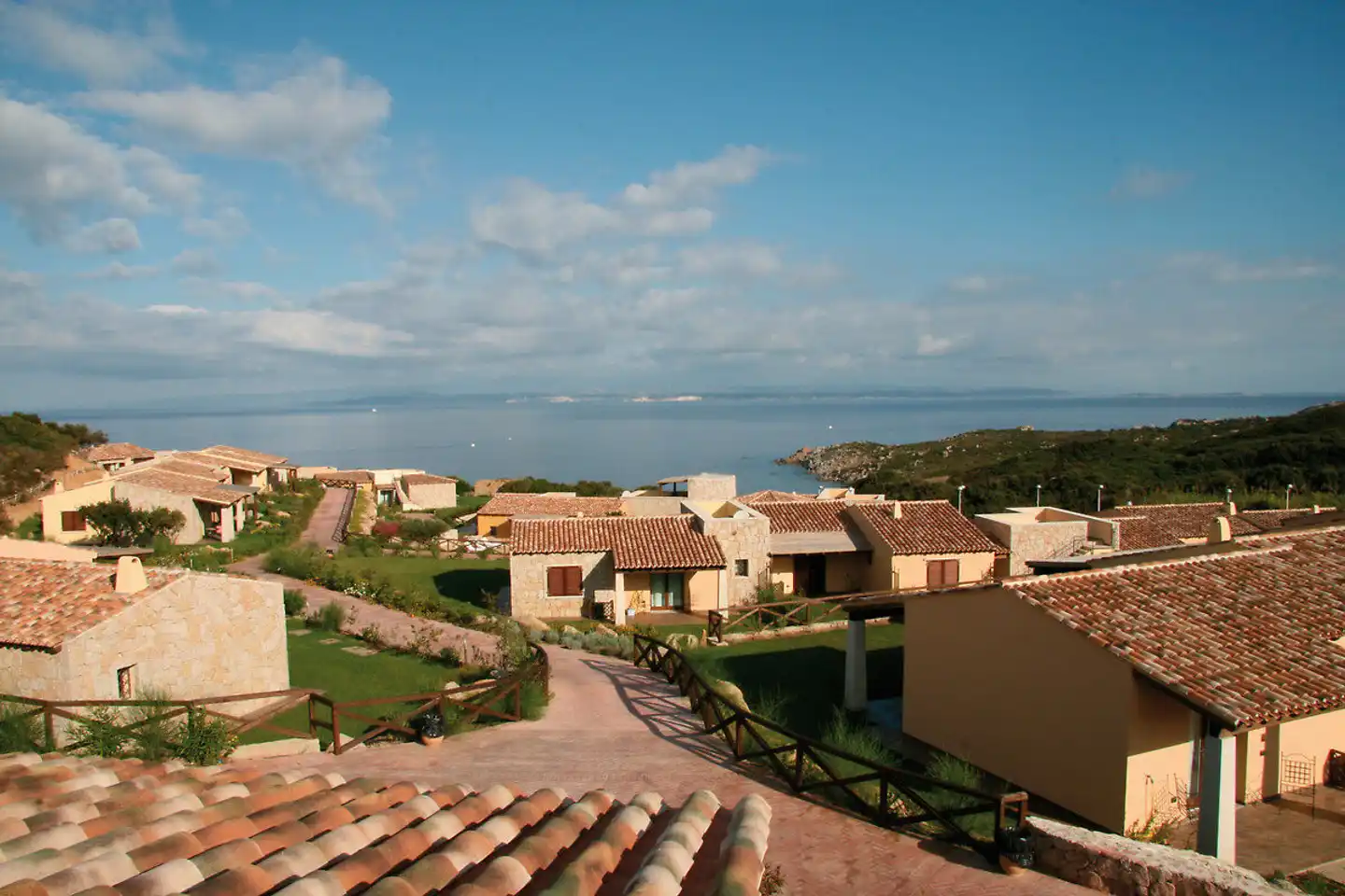 Punta Falcone Resort Aussenansicht