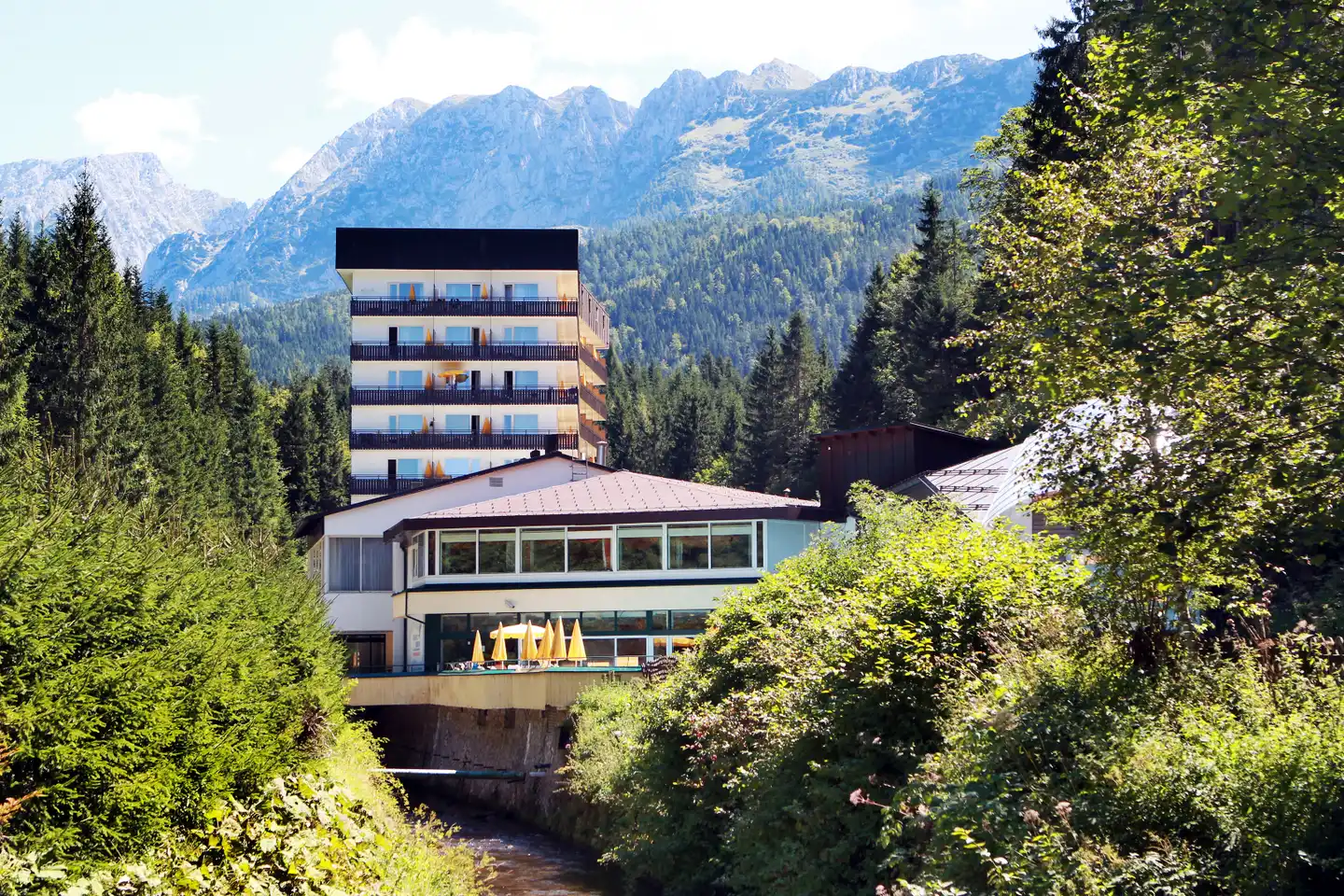 OptimaMed Gesundheitsresort Bad Mitterndorf Aussenansicht