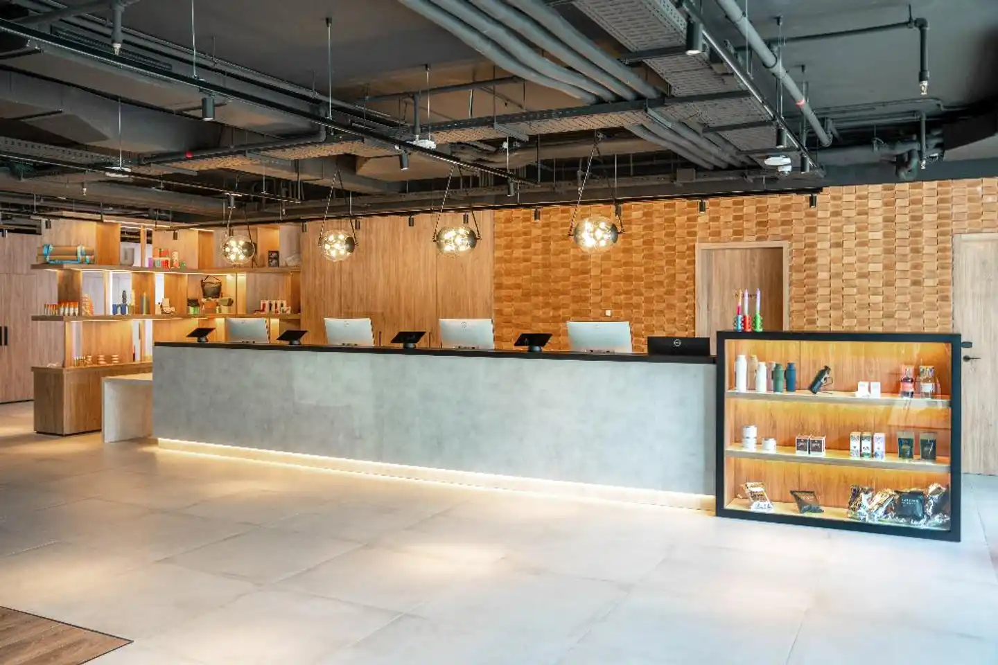 INNSiDE by Meliá Madrid Valdebebas Lobby