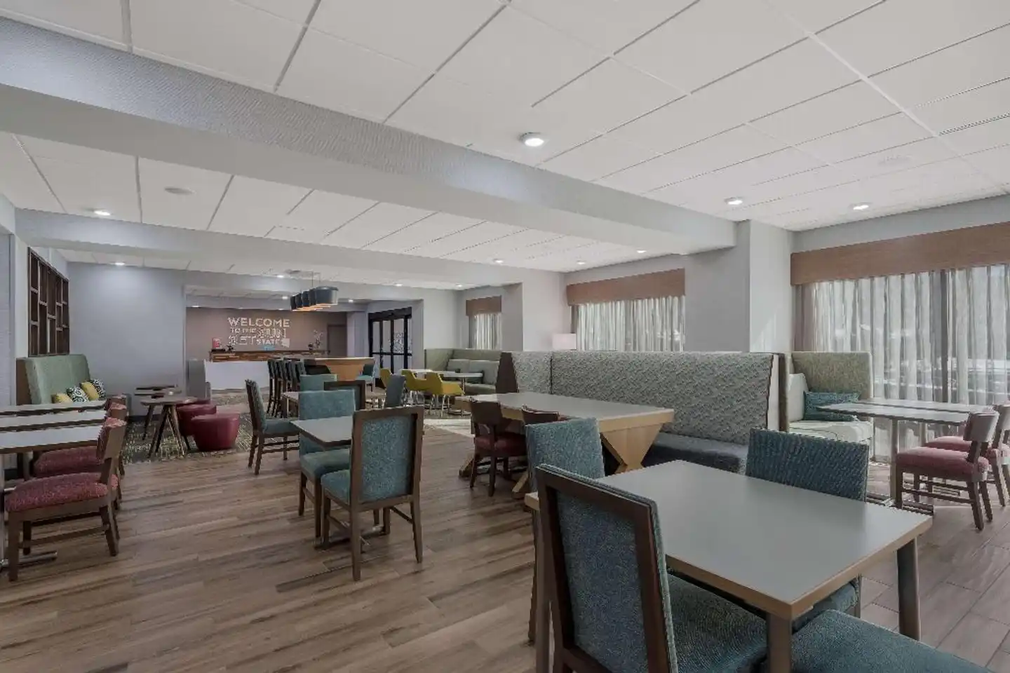 Hampton Inn Williams Restaurant