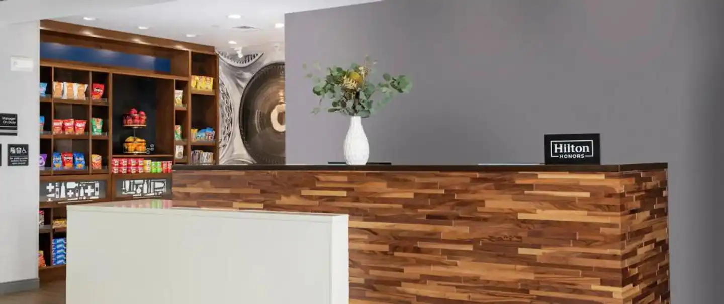 Hampton By Hilton Santiago Las Condes Lobby