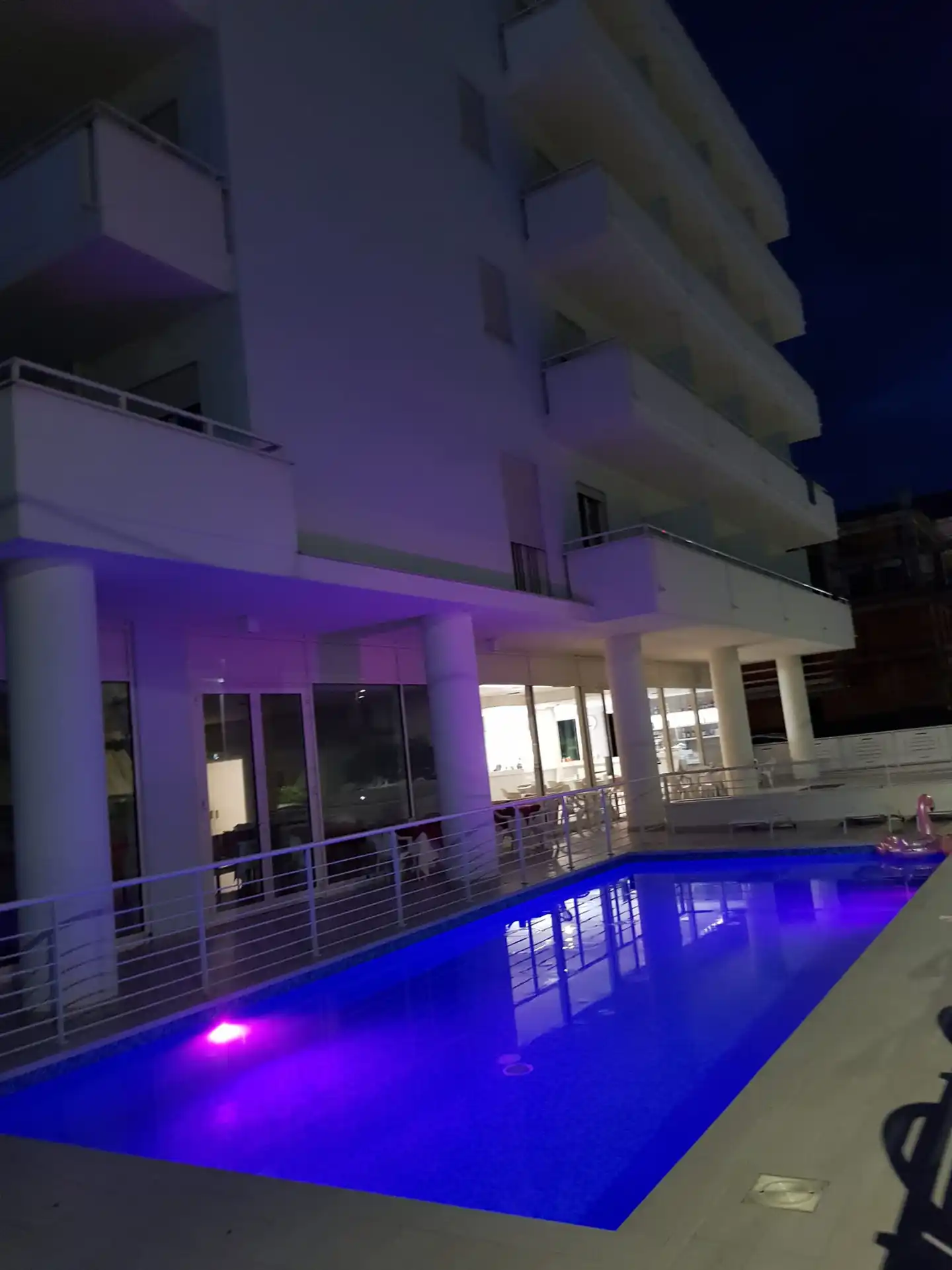 Hotel SettiBi Hallenbad