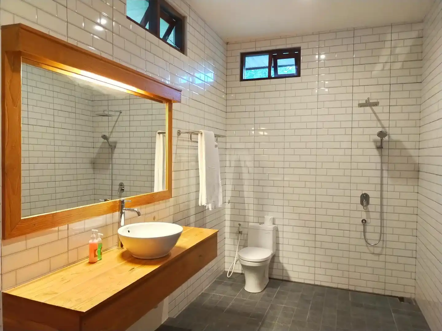 The Kirana Tembok Badezimmer