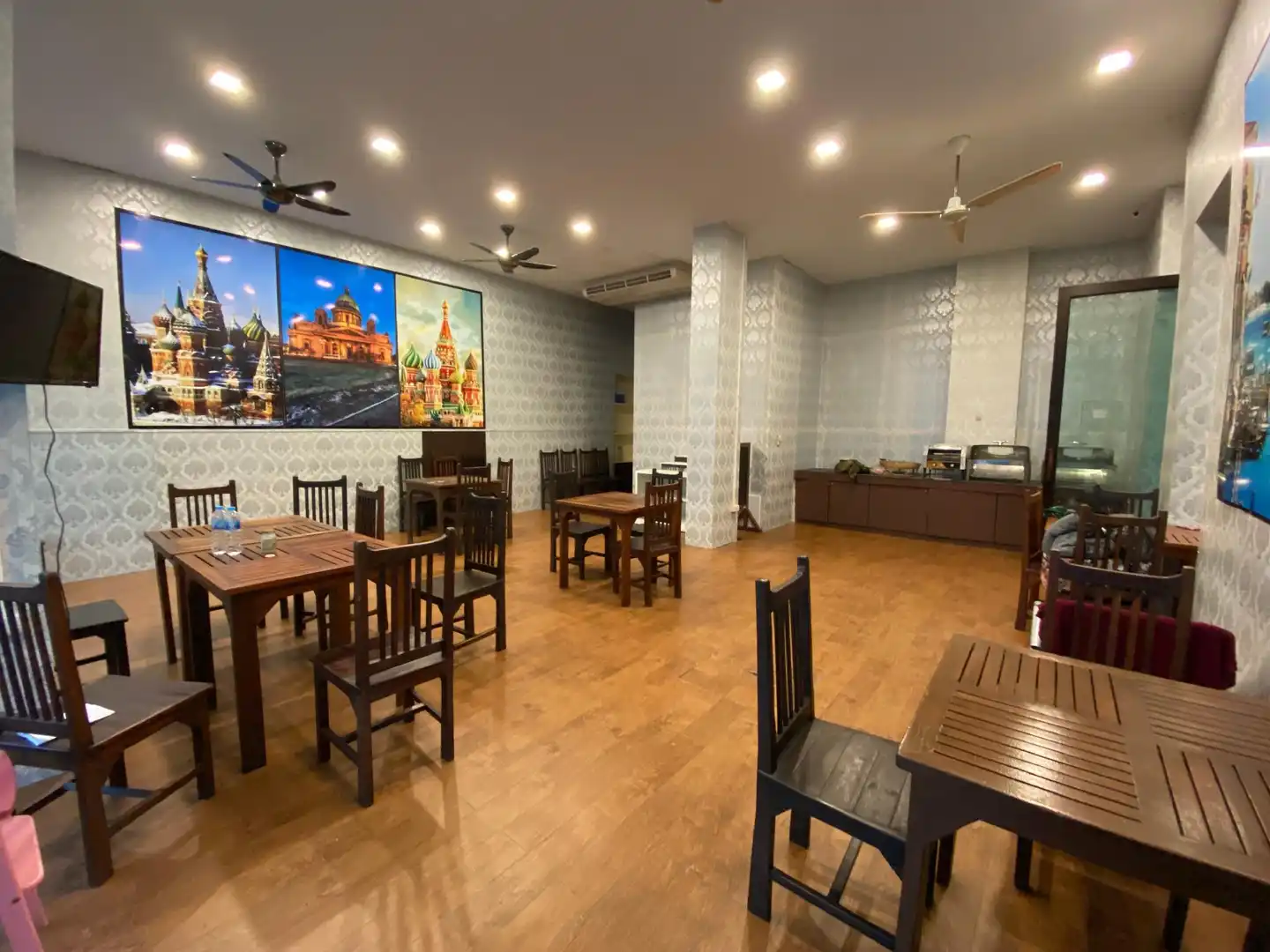 77 Patong Hotel & Spa Bar
