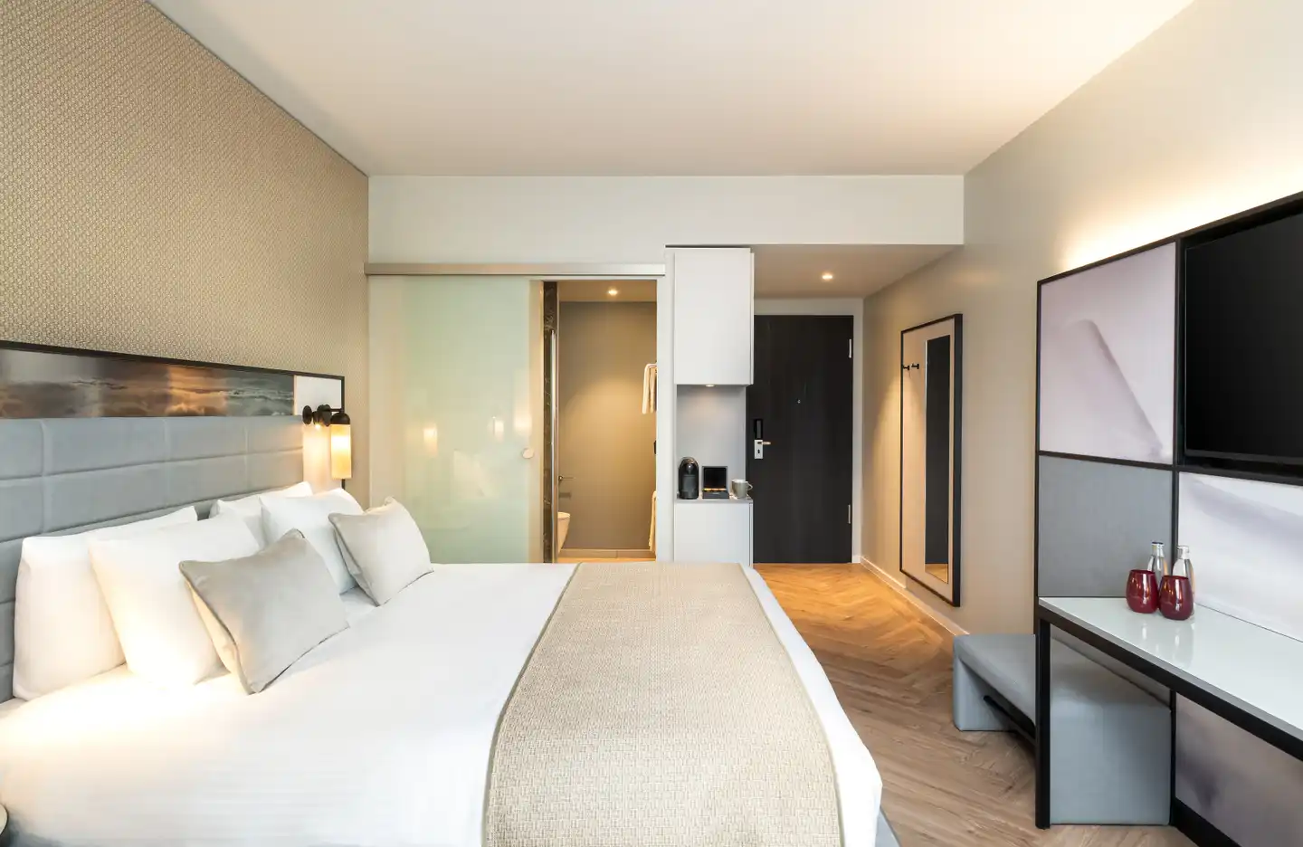 Leonardo Royal Hotel Cologne Bonn Airport Wohnbeispiel
