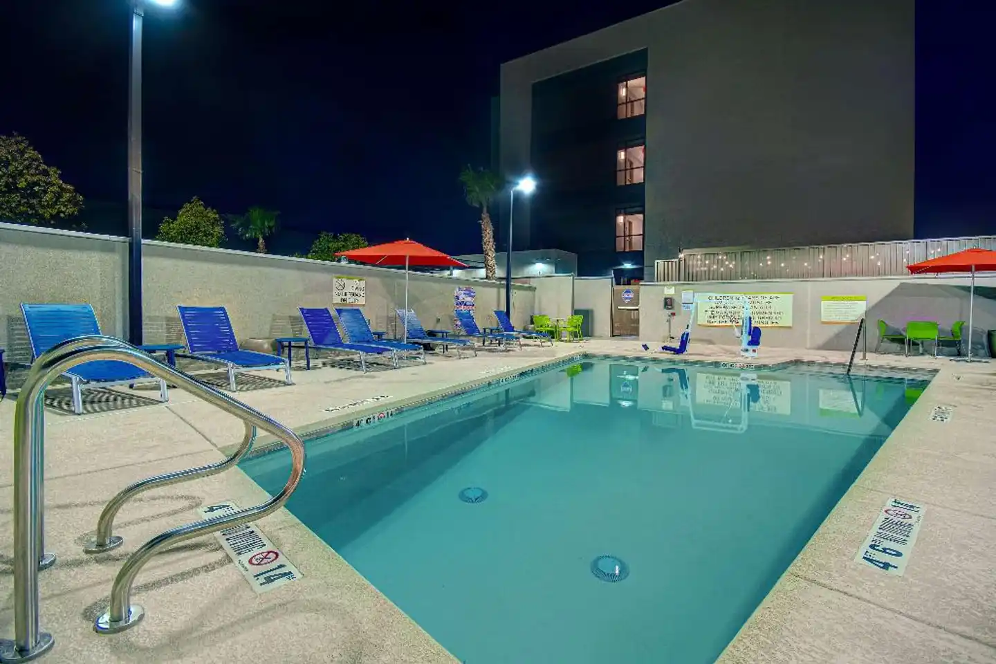 Home2 Suites by Hilton Las Vegas North Pool