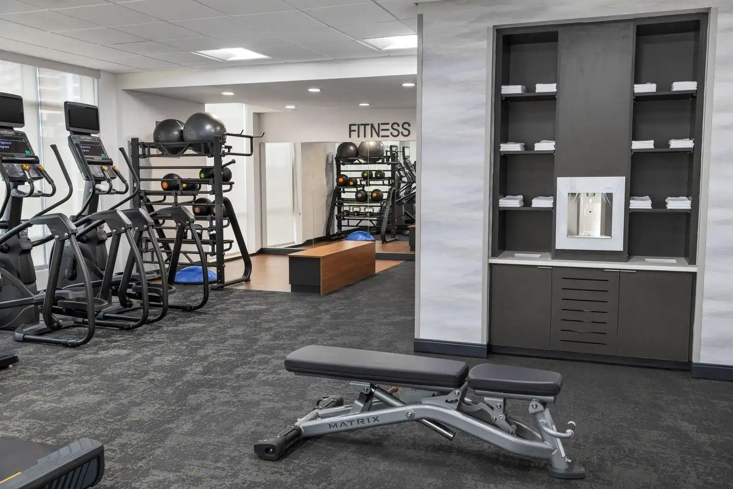 Fairfield by Marriott Inn and Suites Austin Downtown Sport und Entertainment