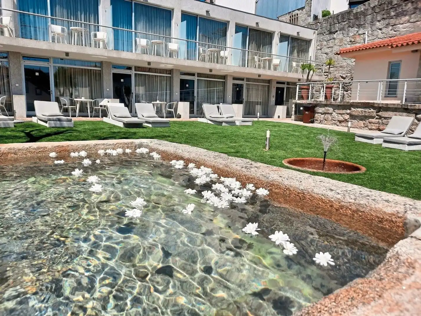 OCA Flores & Vitoria Village Hotel Aussenansicht