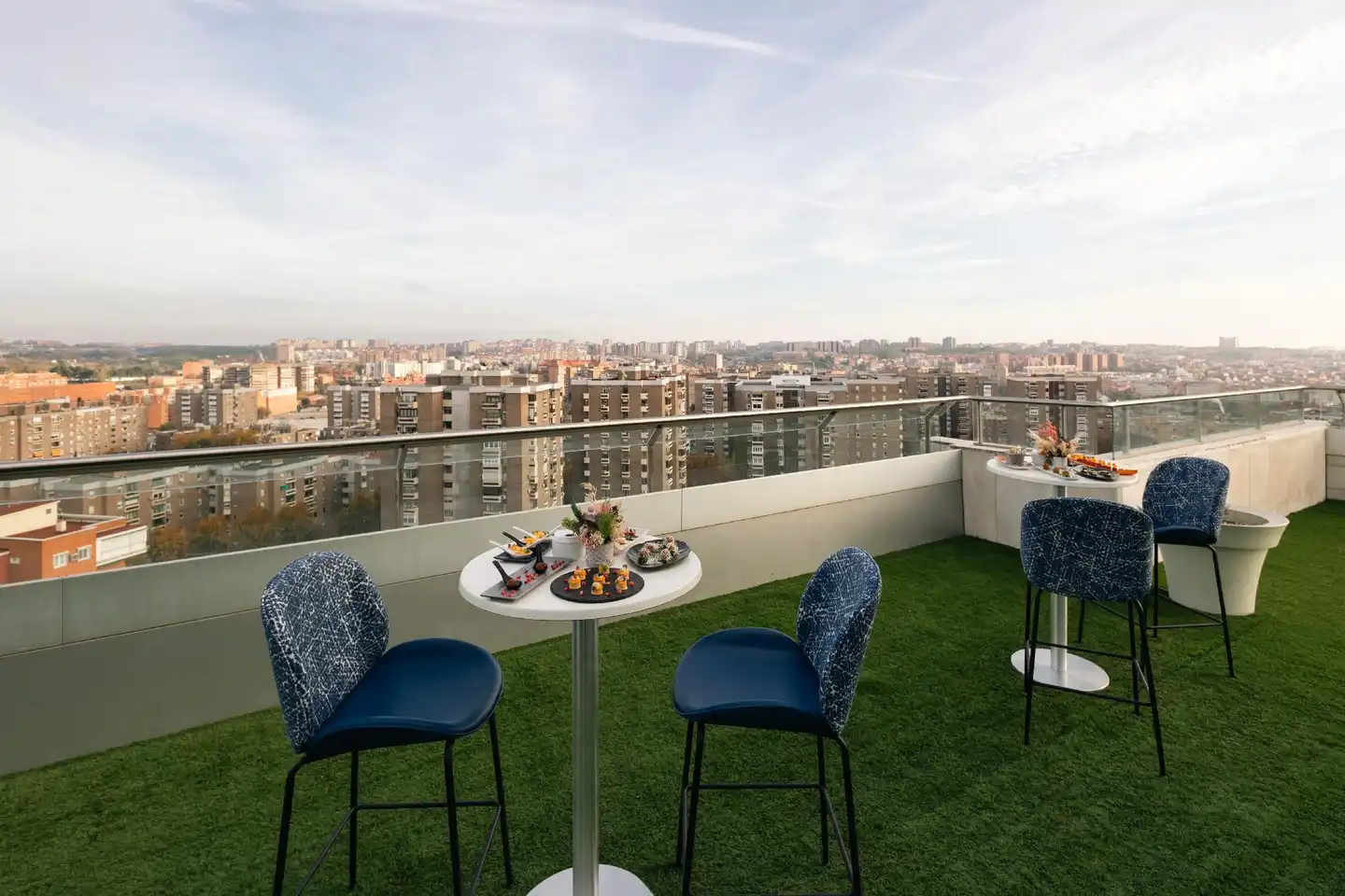 voco Madrid Retiro, an IHG Hotel Terrasse