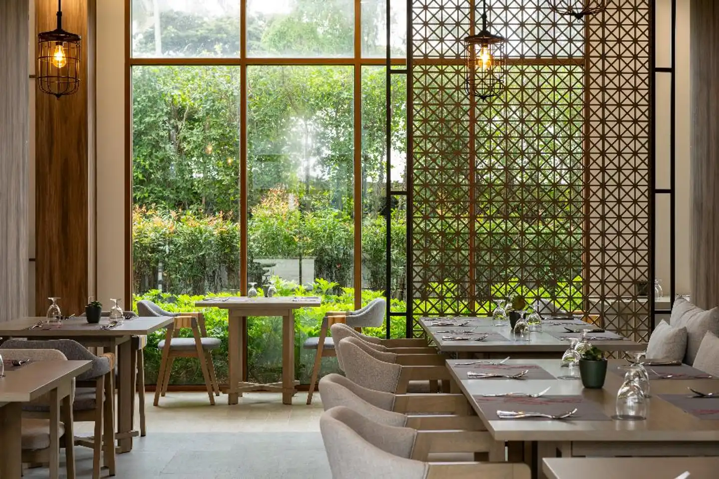 Bella Nara Phuket Naiyang Beach Wellness
