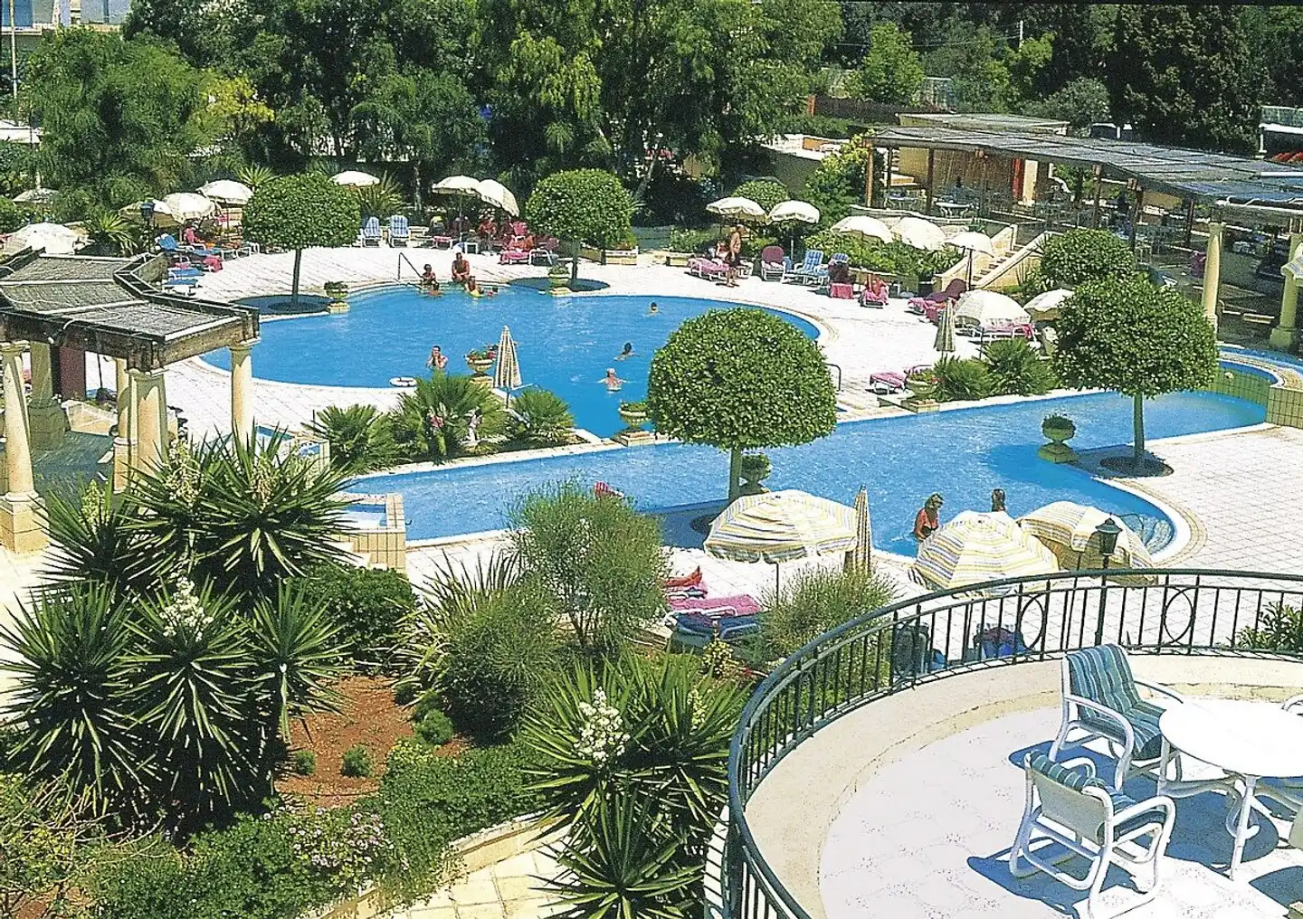 Corinthia Palace & Spa Pool