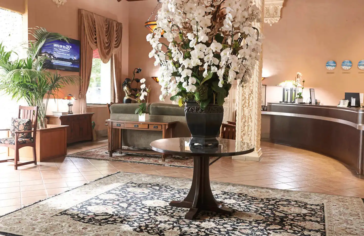 Hotel Carmel Lobby